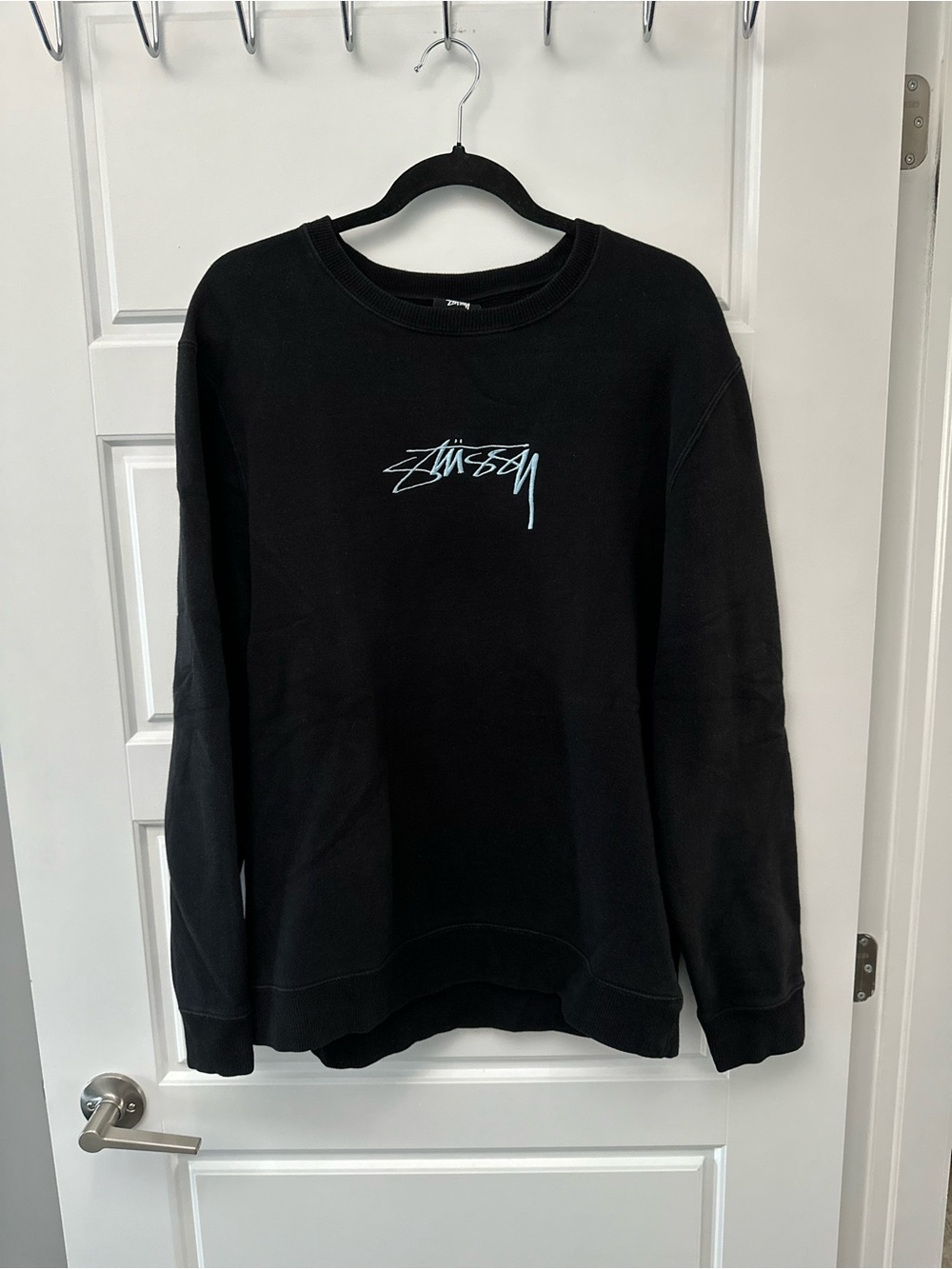 Stussy Men's Black Crewneck Sweatshirt size L